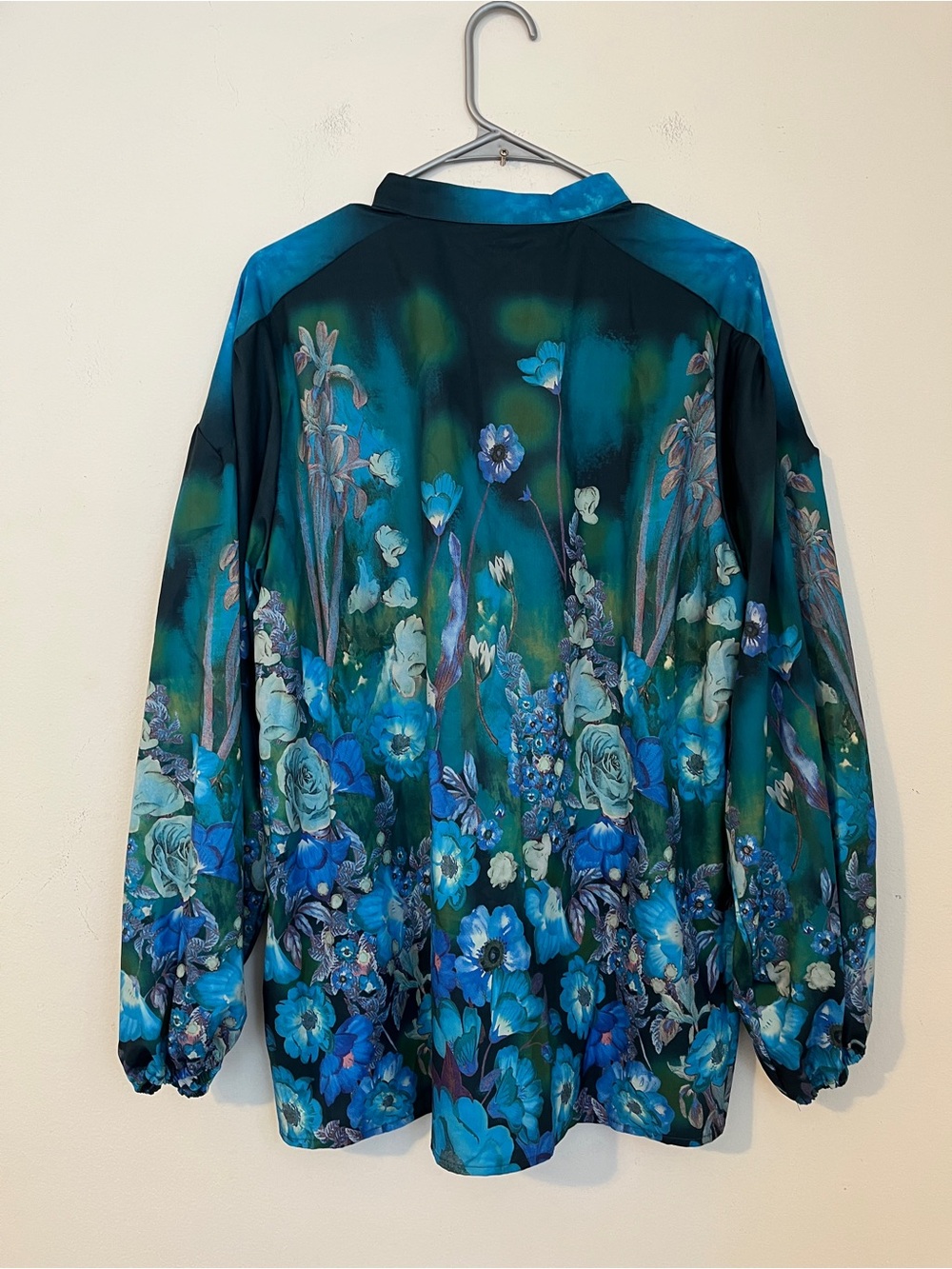 Sheilay women print Floral Button-Down Blouse size XXL Lightweight casual New - Picture 2 of 8